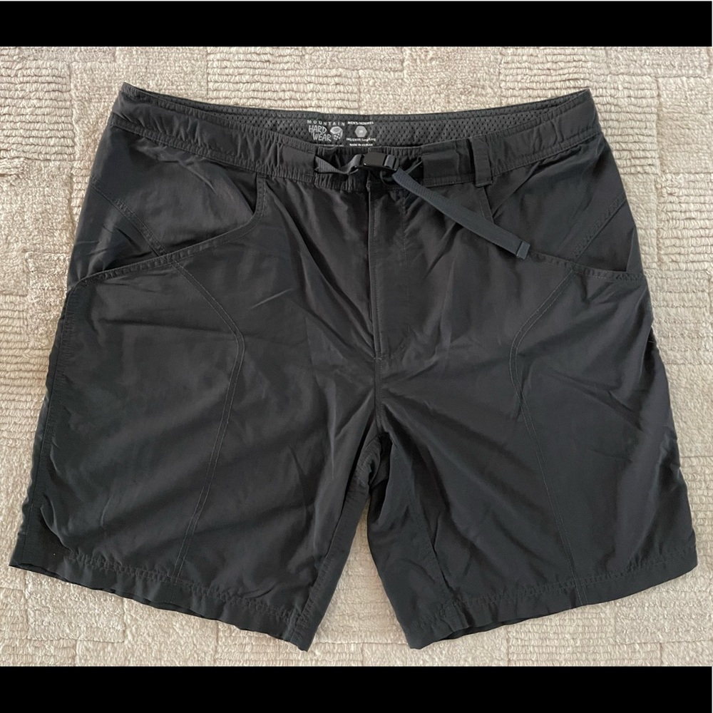 Mens MOUNTAIN HARDWARE Belted Nylon Shorts 38 L Grey